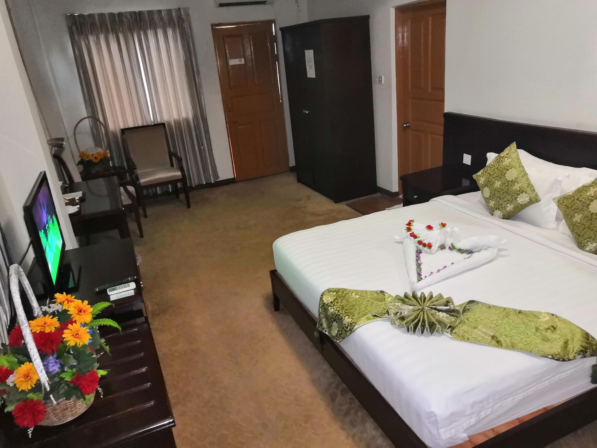 Green Leaf Hotel Yangon Luaran gambar